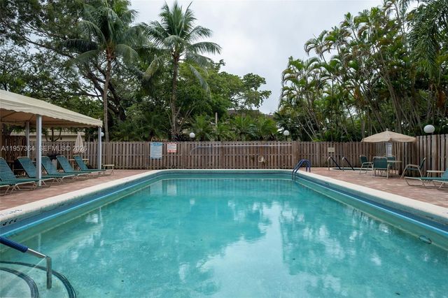 6800 Cypress Road 501, Plantation, FL 33317