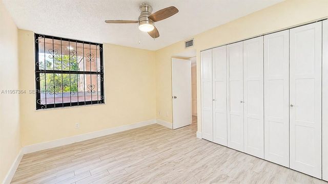 6800 Cypress Road 501, Plantation, FL 33317