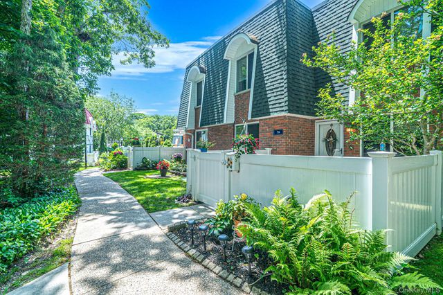 794 Blue Ridge Drive, Medford, NY 11763