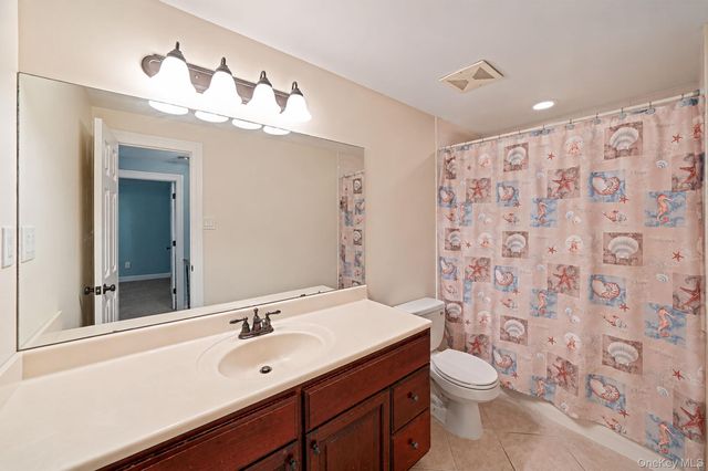 794 Blue Ridge Drive, Medford, NY 11763