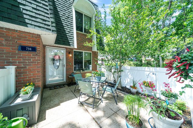 794 Blue Ridge Drive, Medford, NY 11763