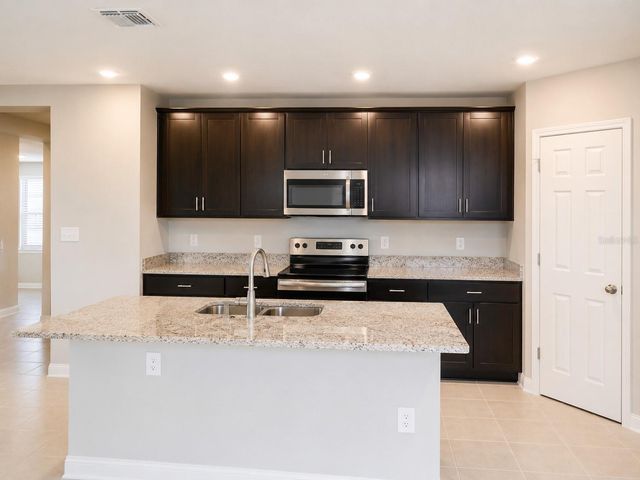 1343 BENEVENTO DRIVE, Winter Haven, FL 33884