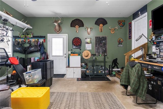 10095 Ivor RD, Ivor, VA 23866