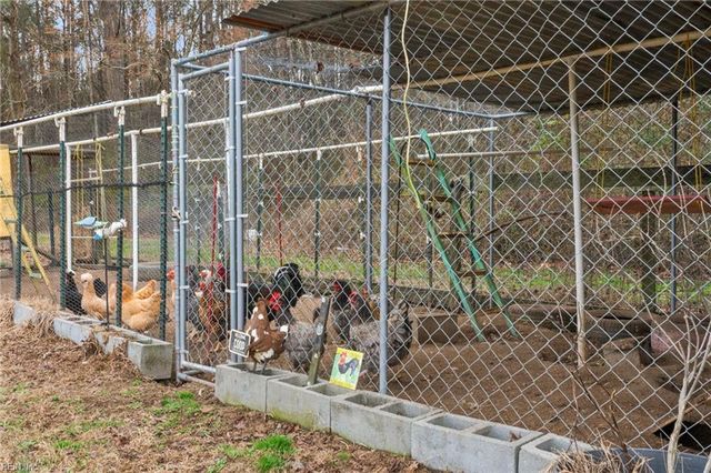 10095 Ivor RD, Ivor, VA 23866