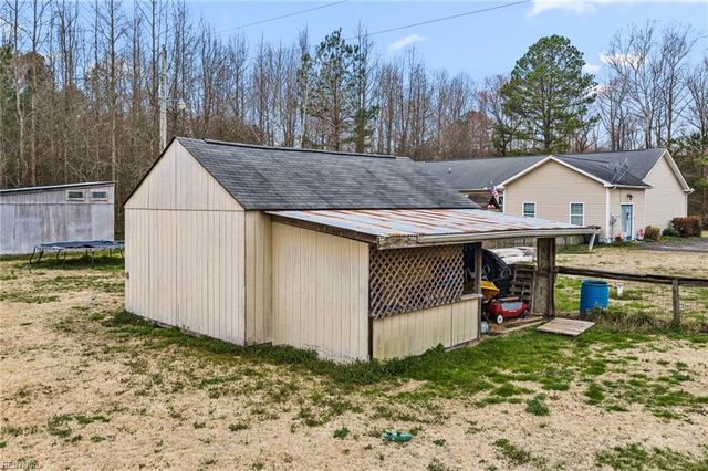 10095 Ivor RD, Ivor, VA 23866