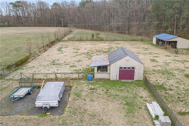 10095 Ivor RD, Ivor, VA 23866
