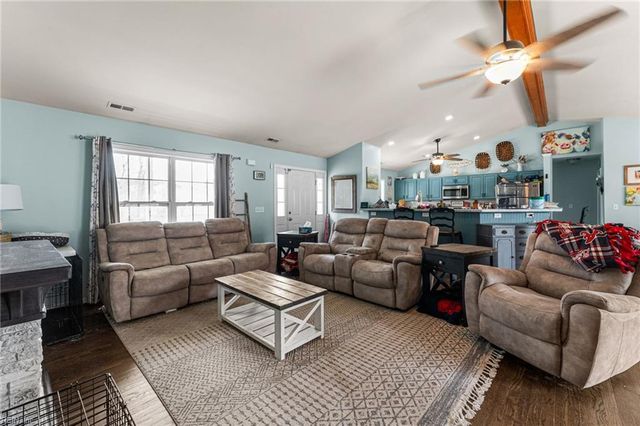 10095 Ivor RD, Ivor, VA 23866