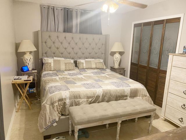 9225 101st Avenue, Vero Beach, FL 32967