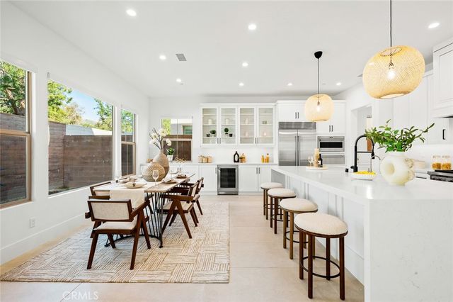 57 Suede, Irvine, CA 92602