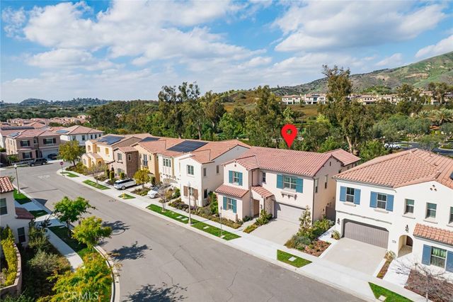 57 Suede, Irvine, CA 92602