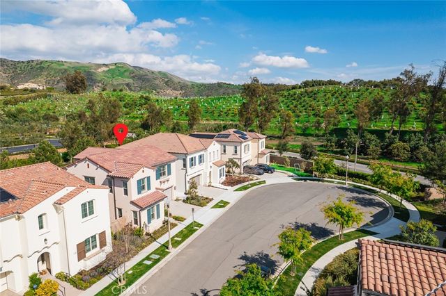 57 Suede, Irvine, CA 92602