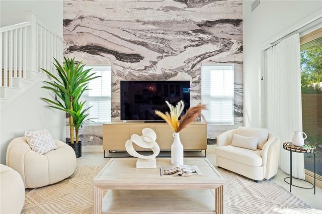 57 Suede, Irvine, CA 92602