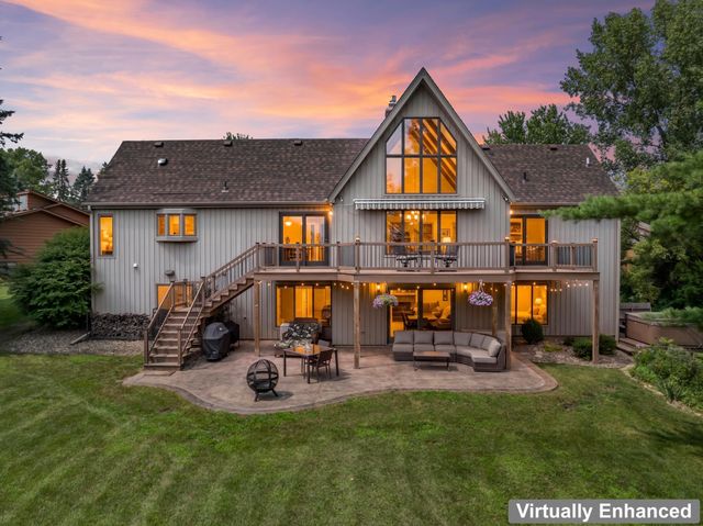 3640 Lakeview Court NE, Rochester, MN 55906