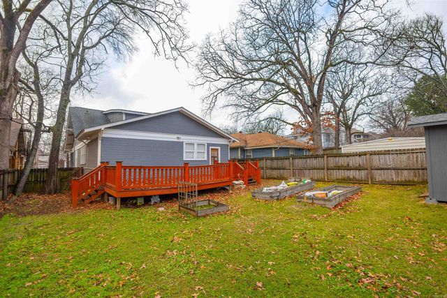 215 Johnson Street, Little Rock, AR 72205