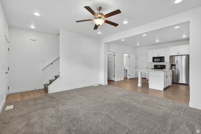 2730 E IRON BARK ALY, Eagle Mountain, UT 84005