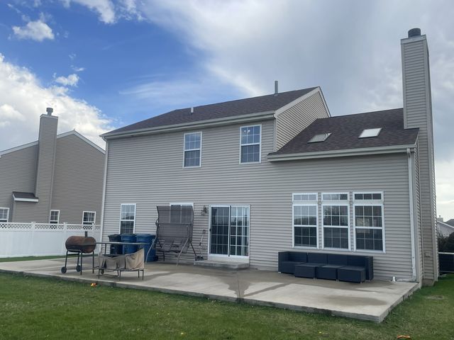 20414 GLEN VISTA Lane, Crest Hill, IL 60403