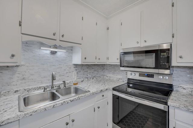 215 Camellia Circle, Gaffney, SC 29341