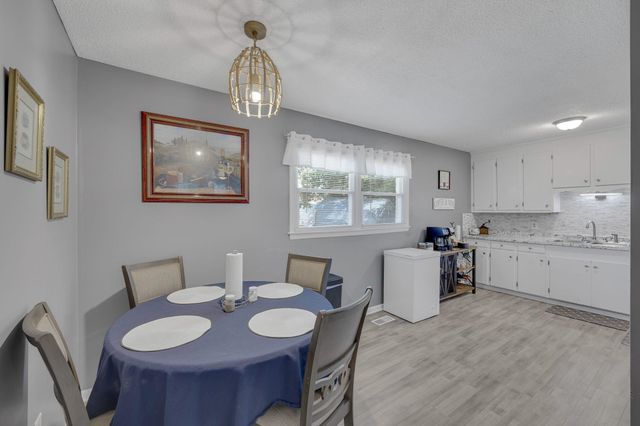 215 Camellia Circle, Gaffney, SC 29341