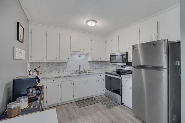 215 Camellia Circle, Gaffney, SC 29341