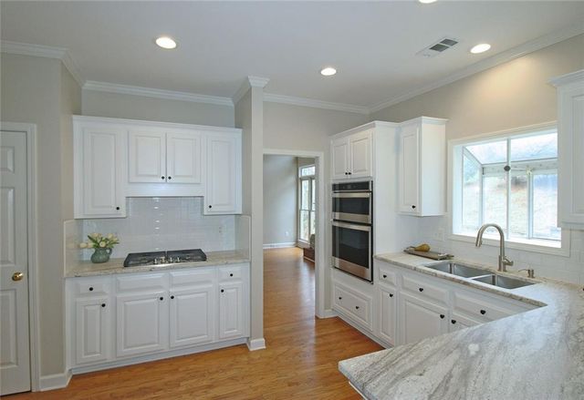 4507 Weldon SE Drive, Smyrna, GA 30080