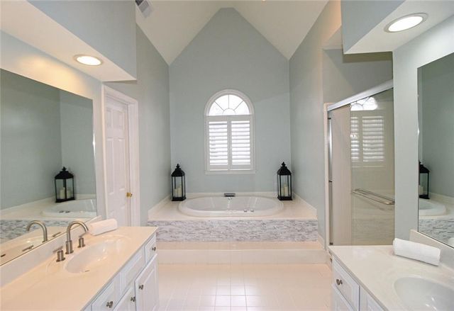 4507 Weldon SE Drive, Smyrna, GA 30080