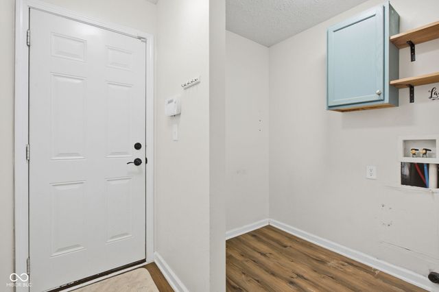 2410 McGregor Drive, Avon, IN 46123