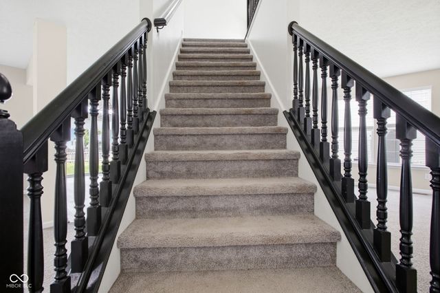 2410 McGregor Drive, Avon, IN 46123