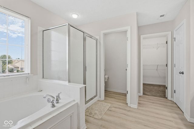 2410 McGregor Drive, Avon, IN 46123