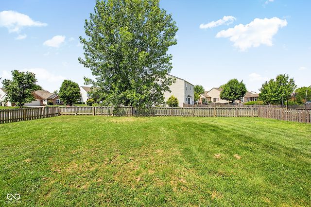 2410 McGregor Drive, Avon, IN 46123