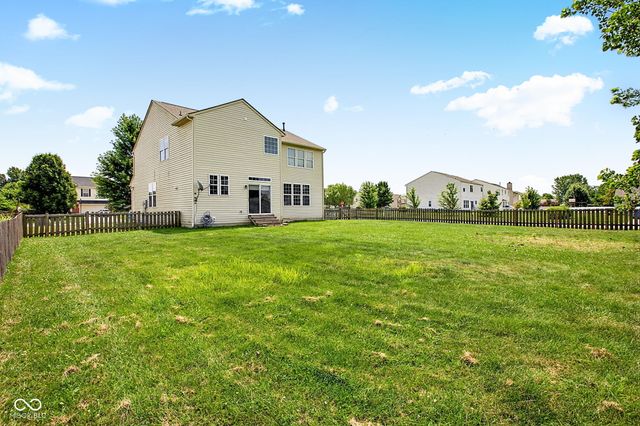 2410 McGregor Drive, Avon, IN 46123
