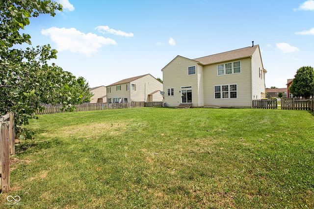2410 McGregor Drive, Avon, IN 46123