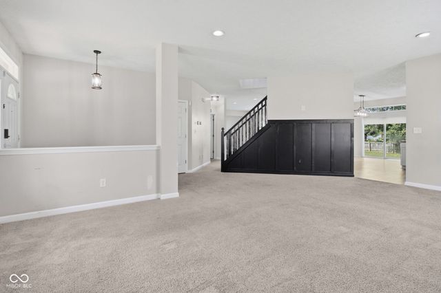 2410 McGregor Drive, Avon, IN 46123