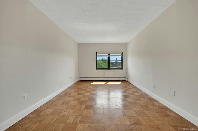 2 Park Avenue 4H, Eastchester, NY 10709