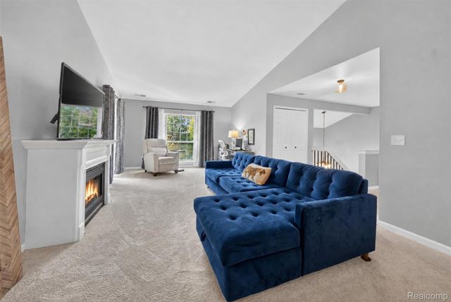 16885 Carriage Way 5, Northville Township, MI 48168