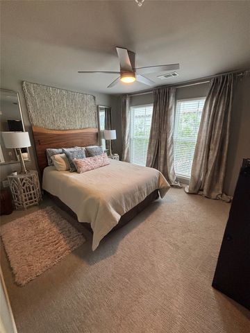1725 Harvey Mitchell Parkway S 1529, College Station, TX 77840