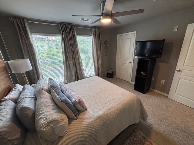 1725 Harvey Mitchell Parkway S 1529, College Station, TX 77840