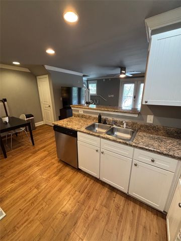 1725 Harvey Mitchell Parkway S 1529, College Station, TX 77840