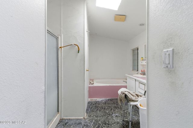 11560 W Massingale Road, Tucson, AZ 85743