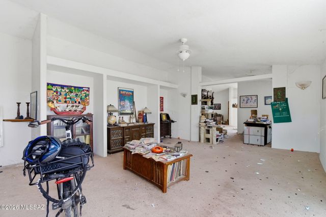 11560 W Massingale Road, Tucson, AZ 85743