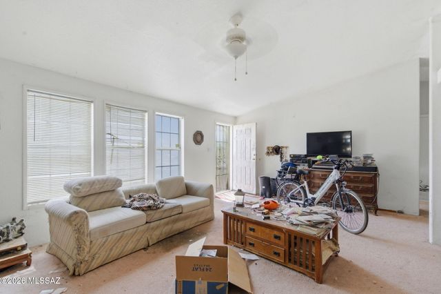 11560 W Massingale Road, Tucson, AZ 85743
