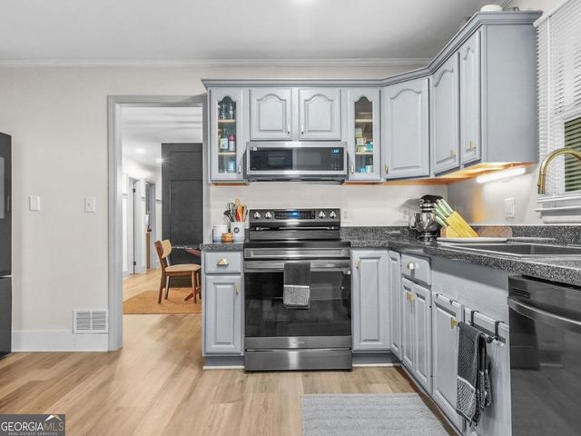 114 Woodcrest Drive, Griffin, GA 30223