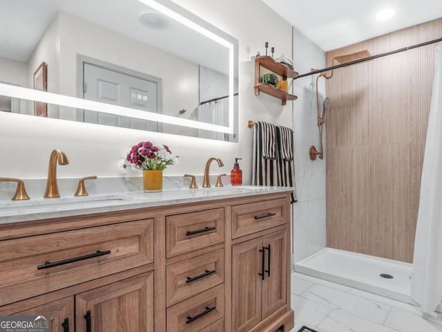 114 Woodcrest Drive, Griffin, GA 30223