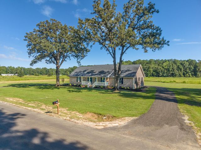 1576 Carl Rd., Conway, SC 29526