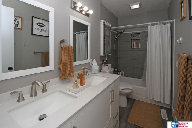 3100 S 54th Street, Lincoln, NE 68506