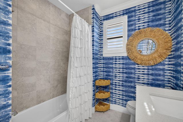 217 Blanca Isles Lane, Jupiter, FL 33478