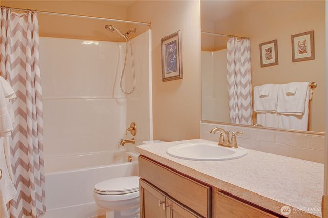 22 NE L Street, Quincy, WA 98848