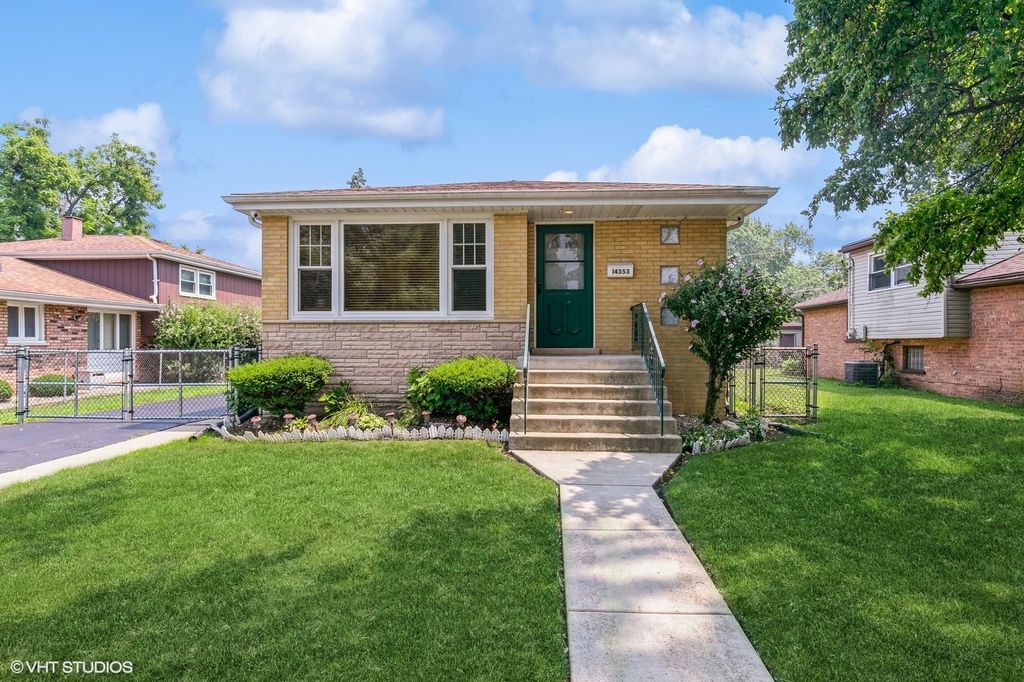 14353 Kostner Avenue, Midlothian, IL 60445
