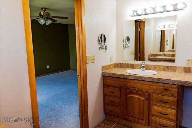 905 Colorado, Belgrade, MT 59714