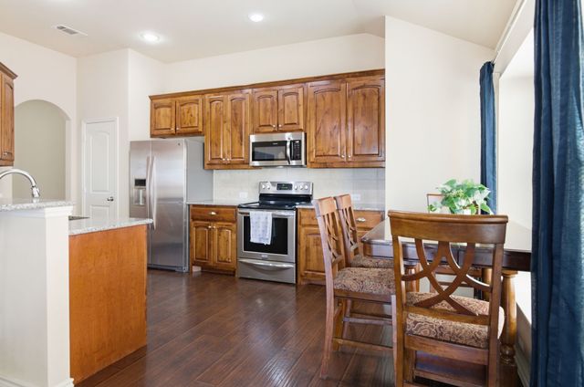 9236 Hunters Court, White Settlement, TX 76108