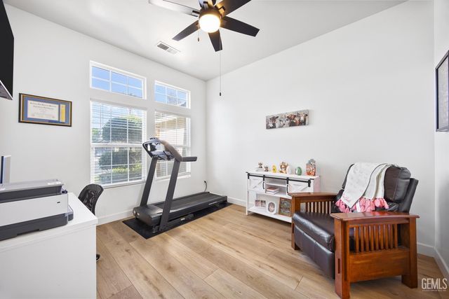 11305 Darlington Avenue, Bakersfield, CA 93312